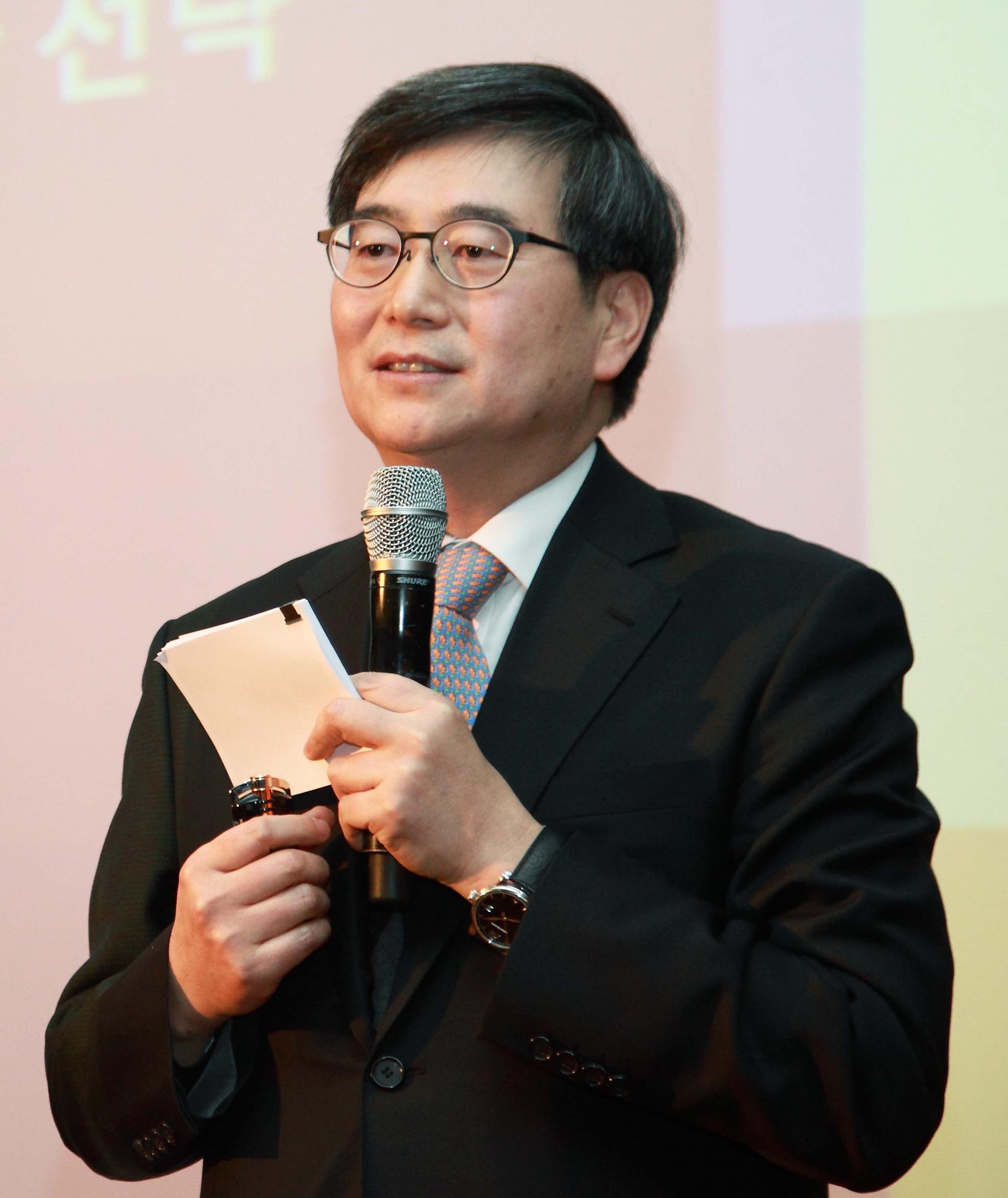 조영균